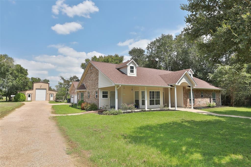 10491 Glennswood Drive, Navasota, Texas image 1