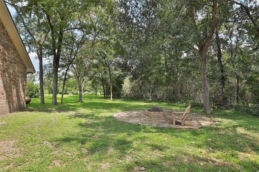 10491 Glennswood Drive, Navasota, Texas image 33