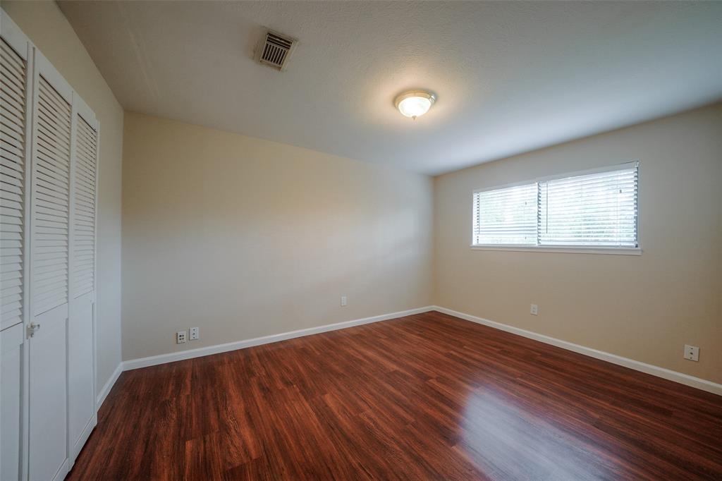 52 S High Oaks Circle, The Woodlands, Texas image 24