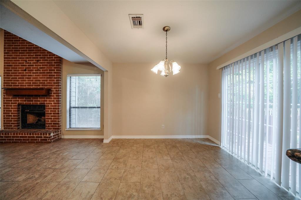 52 S High Oaks Circle, The Woodlands, Texas image 5