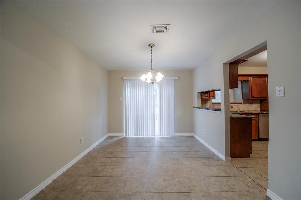 52 S High Oaks Circle, The Woodlands, Texas image 7