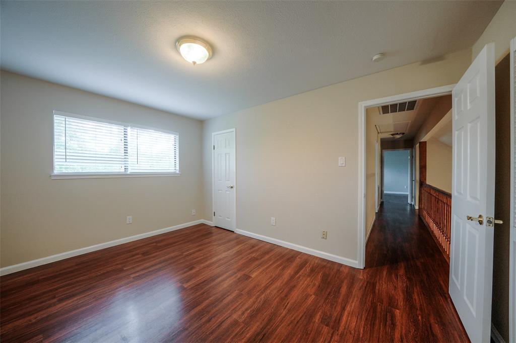 52 S High Oaks Circle, The Woodlands, Texas image 25