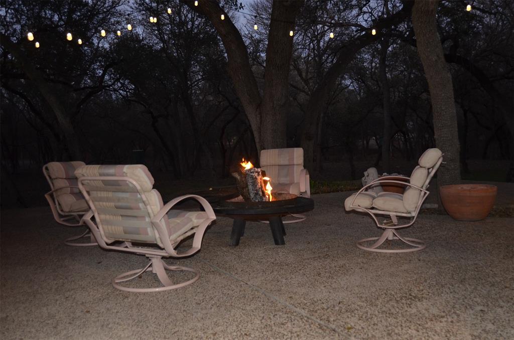 8 W Tanglewood Drive, Uvalde, Texas image 40