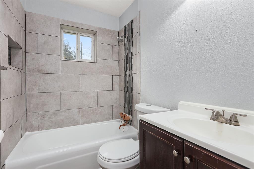 2607 16th Avenue, Texas City, Texas image 19
