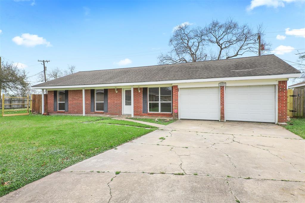 2607 16th Avenue, Texas City, Texas image 1