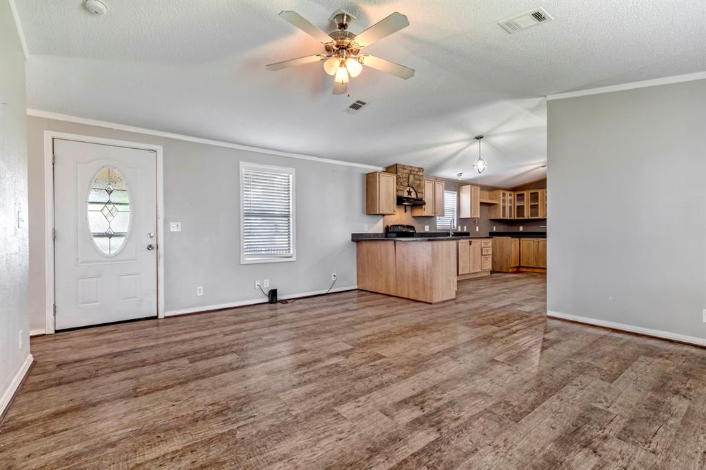 1002 Smokey Lane #A, Crosby, Texas image 6