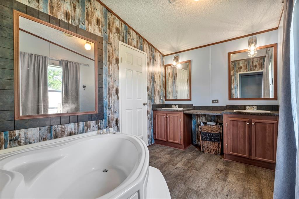 1002 Smokey Lane #A, Crosby, Texas image 14
