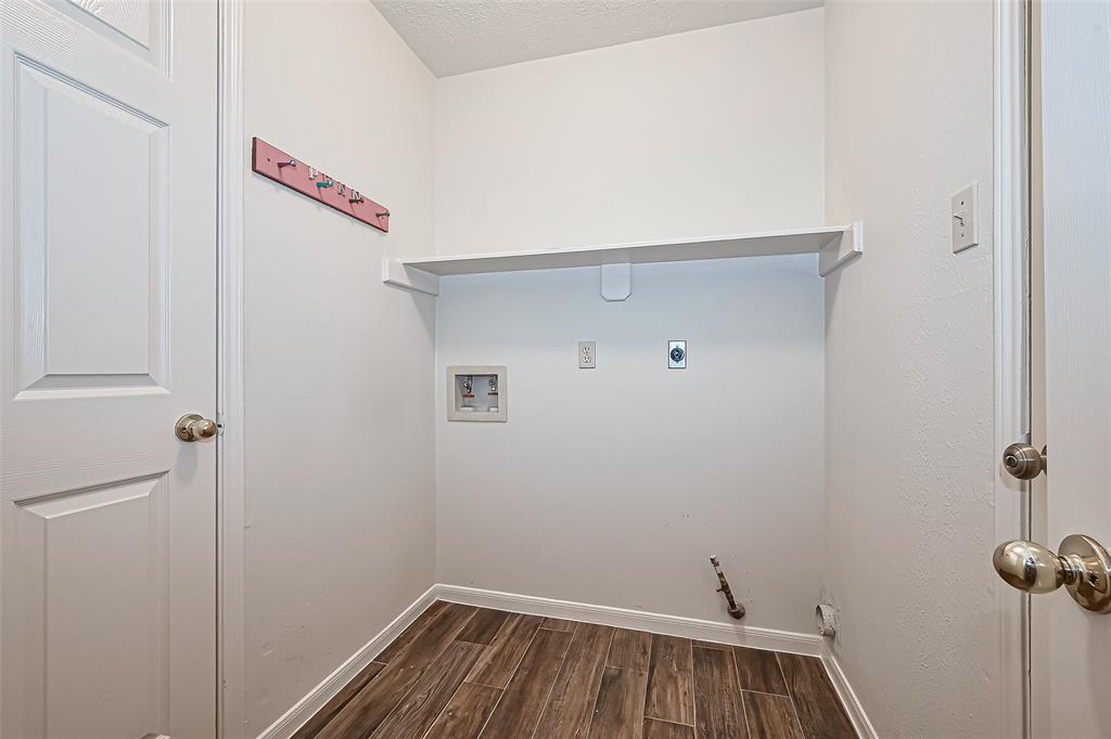 20415 Drakewood Drive, Katy, Texas image 25