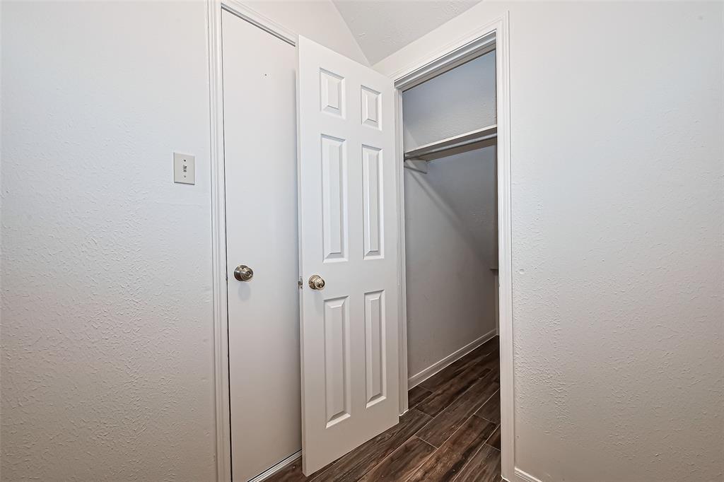 20415 Drakewood Drive, Katy, Texas image 24