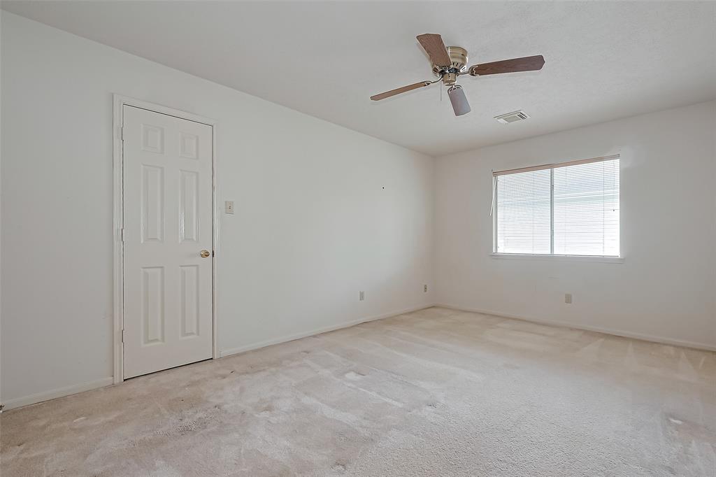 20415 Drakewood Drive, Katy, Texas image 33