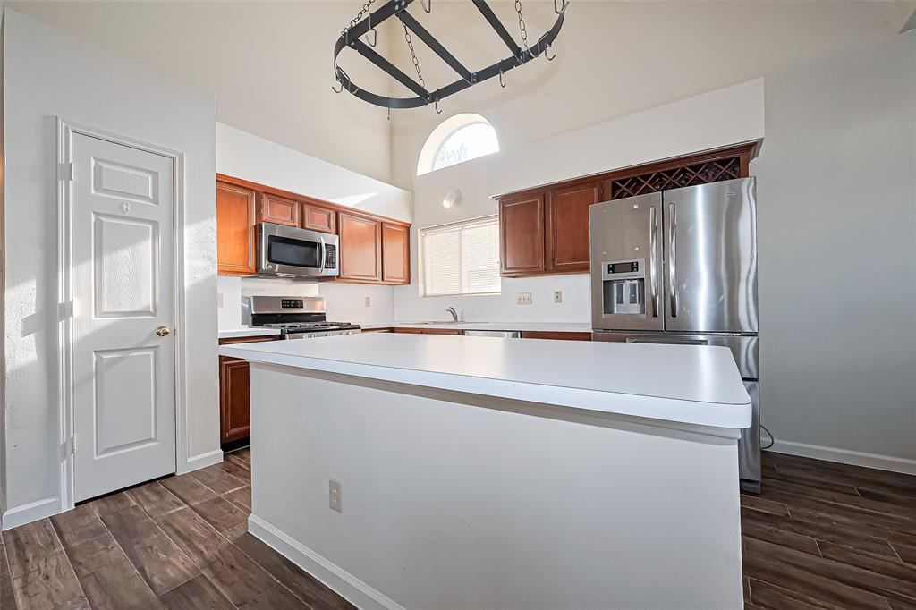 20415 Drakewood Drive, Katy, Texas image 15