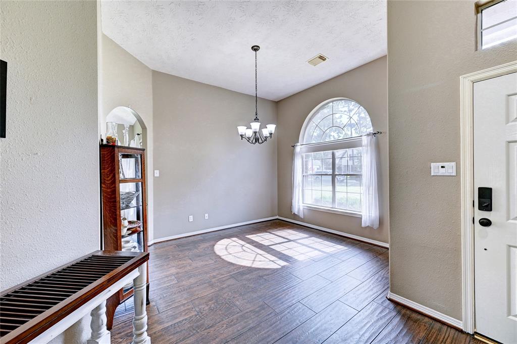 923 Garrett Drive, Magnolia, Texas image 8
