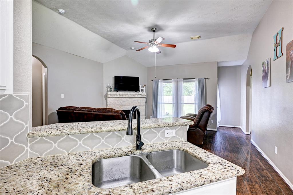 923 Garrett Drive, Magnolia, Texas image 22