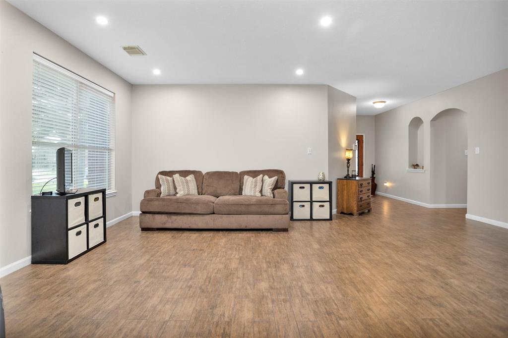 201 Cedar Lake Drive, League City, Texas image 11