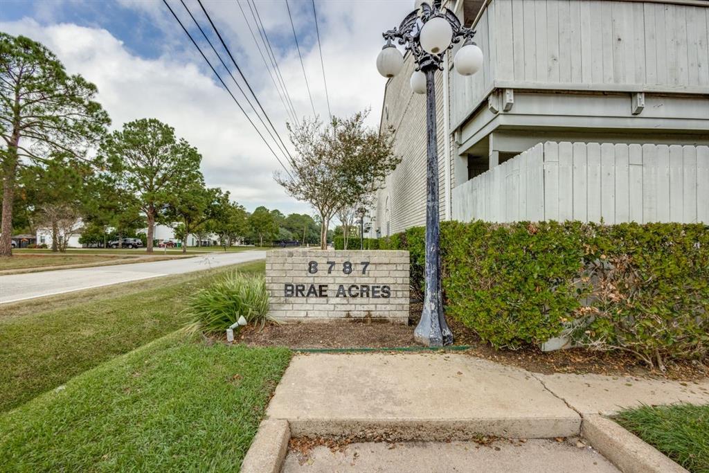 8787 Brae Acres Road #204, Houston, Texas image 24