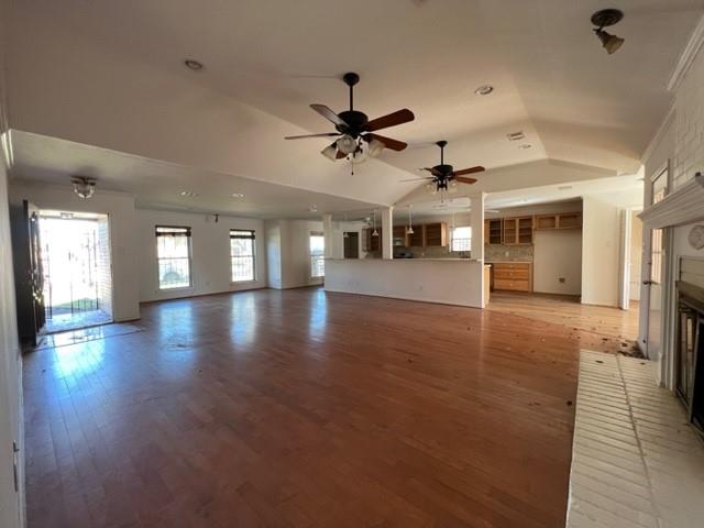 1105 E Purdue Lane, Deer Park, Texas image 3