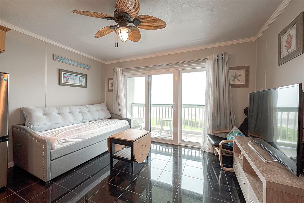 6102 Seawall Boulevard #252, Galveston, Texas image 12
