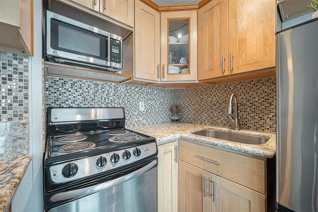 6102 Seawall Boulevard #252, Galveston, Texas image 14