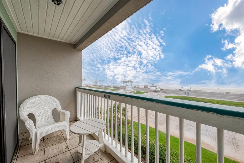6102 Seawall Boulevard #252, Galveston, Texas image 15