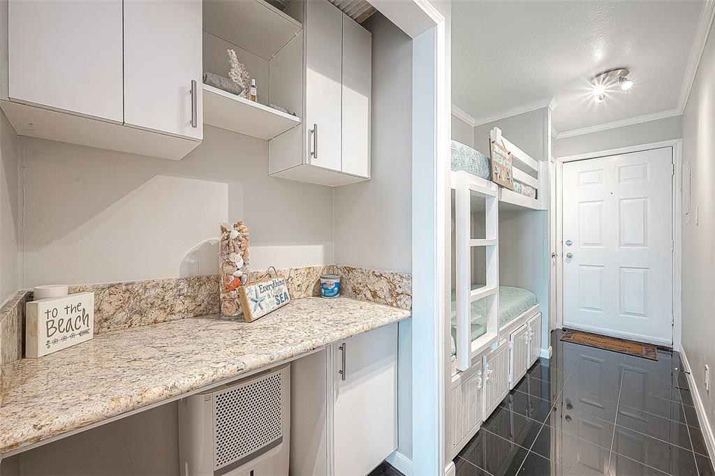 6102 Seawall Boulevard #252, Galveston, Texas image 4