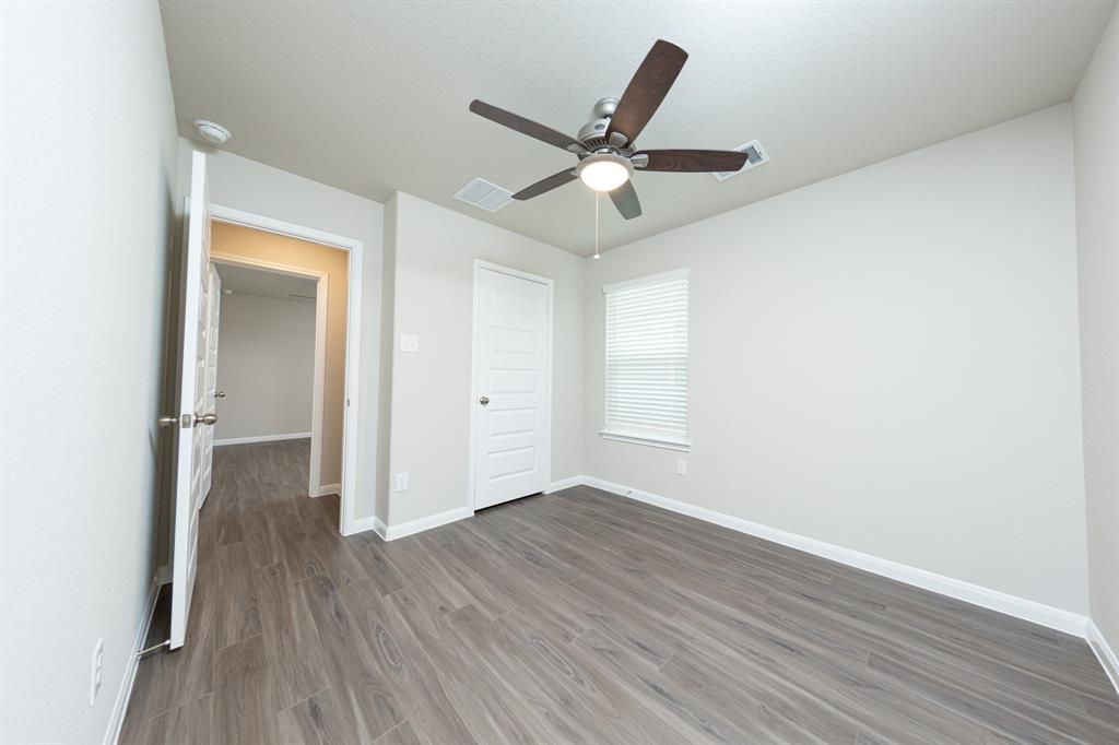 5130 Shelby Katherine Drive, Rosharon, Texas image 15