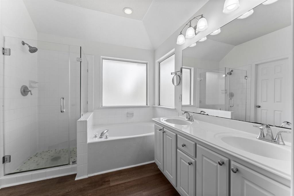 50 S Willow Point Circle, The Woodlands, Texas image 25