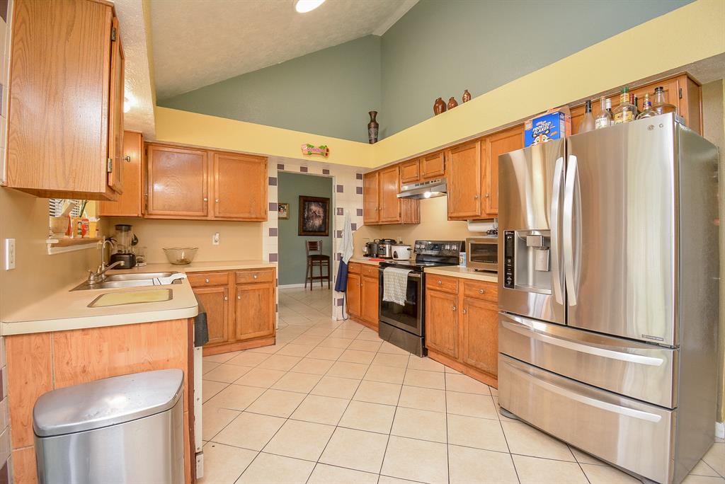 6939 Fox Mesa Lane, Humble, Texas image 7