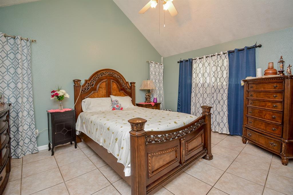 6939 Fox Mesa Lane, Humble, Texas image 9