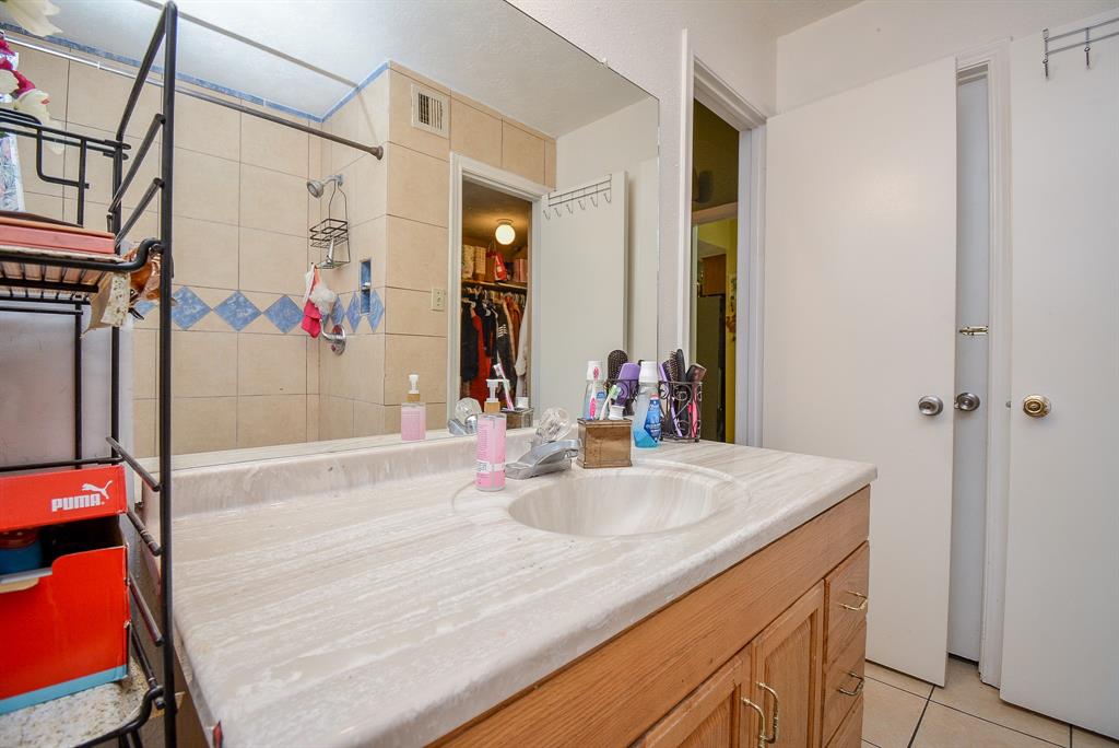 6939 Fox Mesa Lane, Humble, Texas image 11