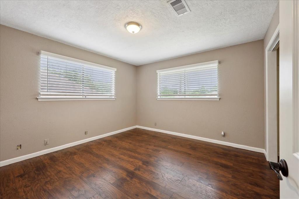 240 Berwick Drive, Bridge City, Texas image 16