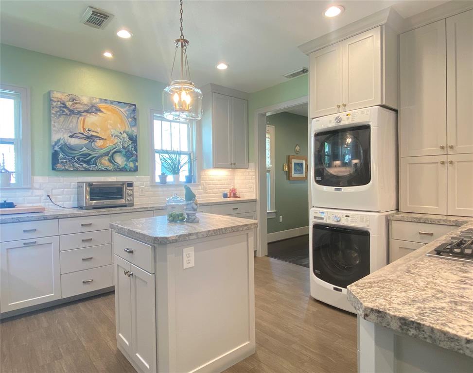 3814 Avenue O 1/2, Galveston, Texas image 16