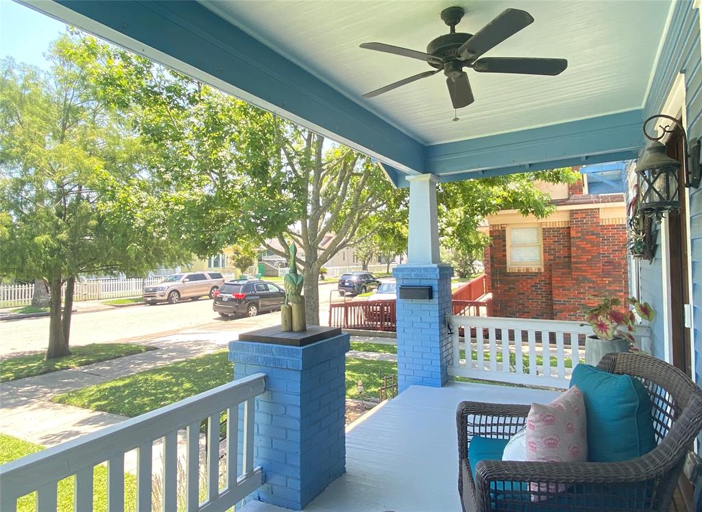 3814 Avenue O 1/2, Galveston, Texas image 5