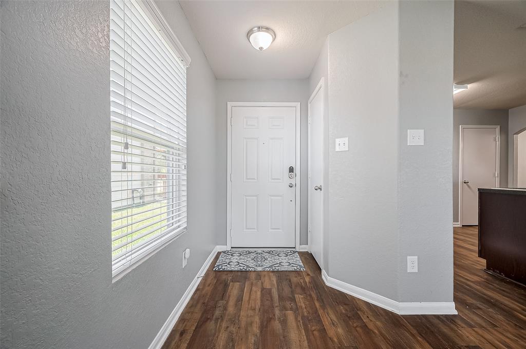 3214 View Valley Trail