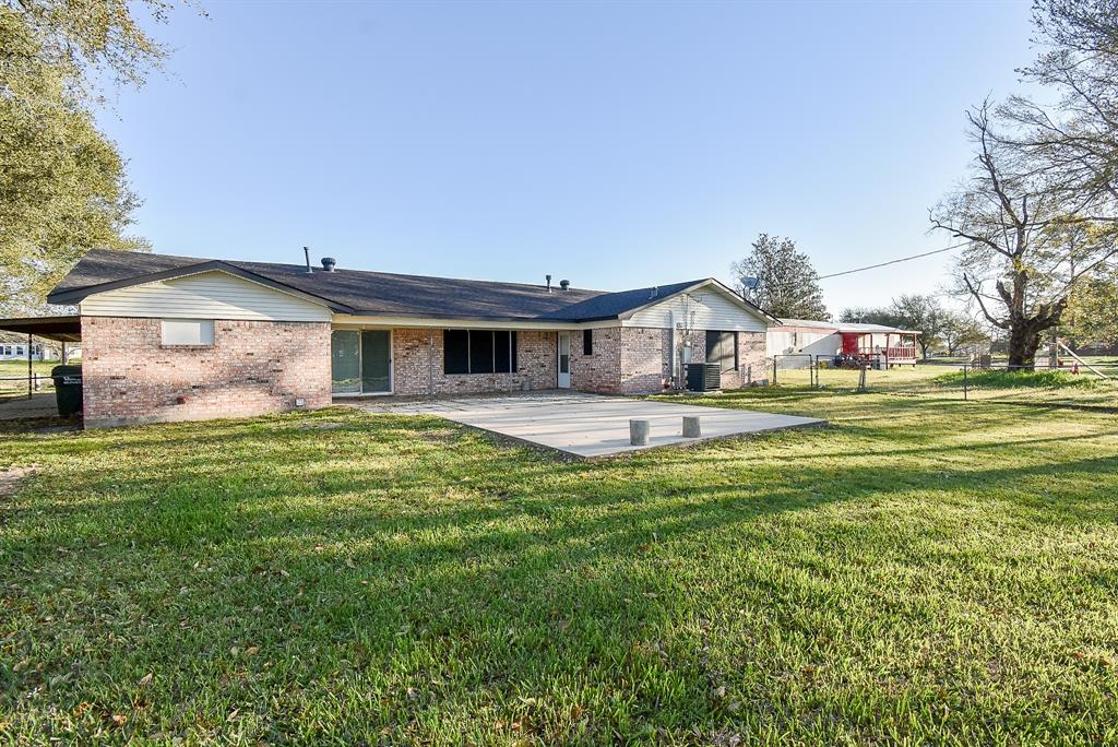 235 Hwy 90 E
