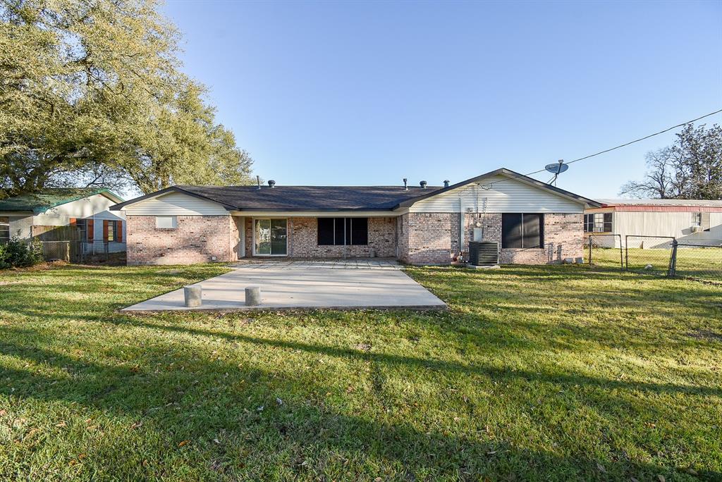 235 Hwy 90 E