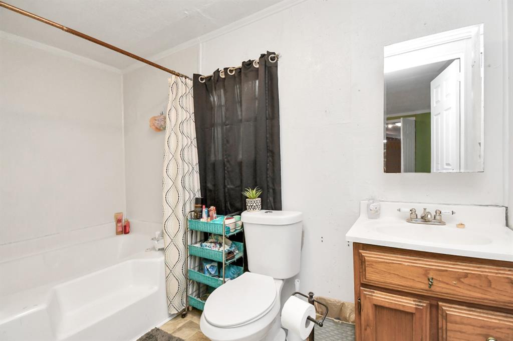 4810 Holly Avenue, Pasadena, Texas image 35