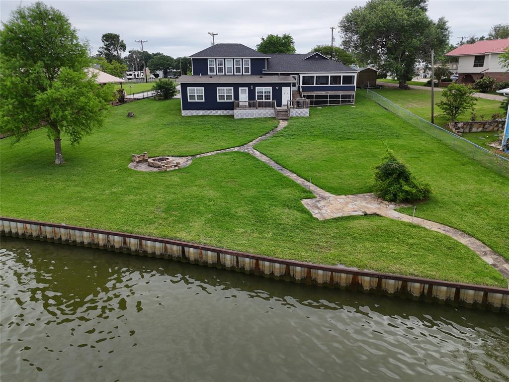 470 Weavers Cove, Livingston, Texas image 9