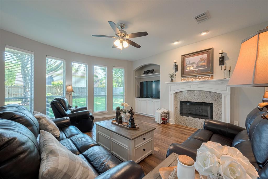 5303 Fairweather Court, Katy, Texas image 9