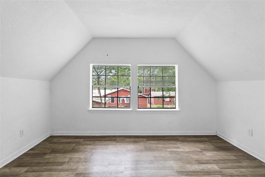 6090 Skylane Drive, Montgomery, Texas image 10