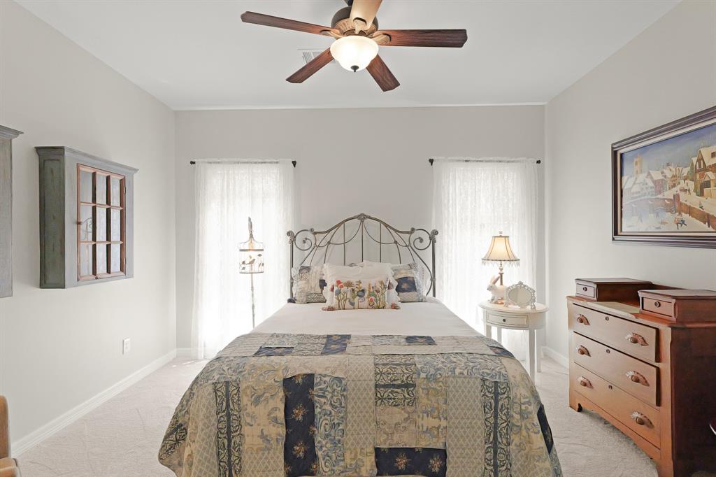4834 Lake Village Drive, Fulshear, Texas image 25