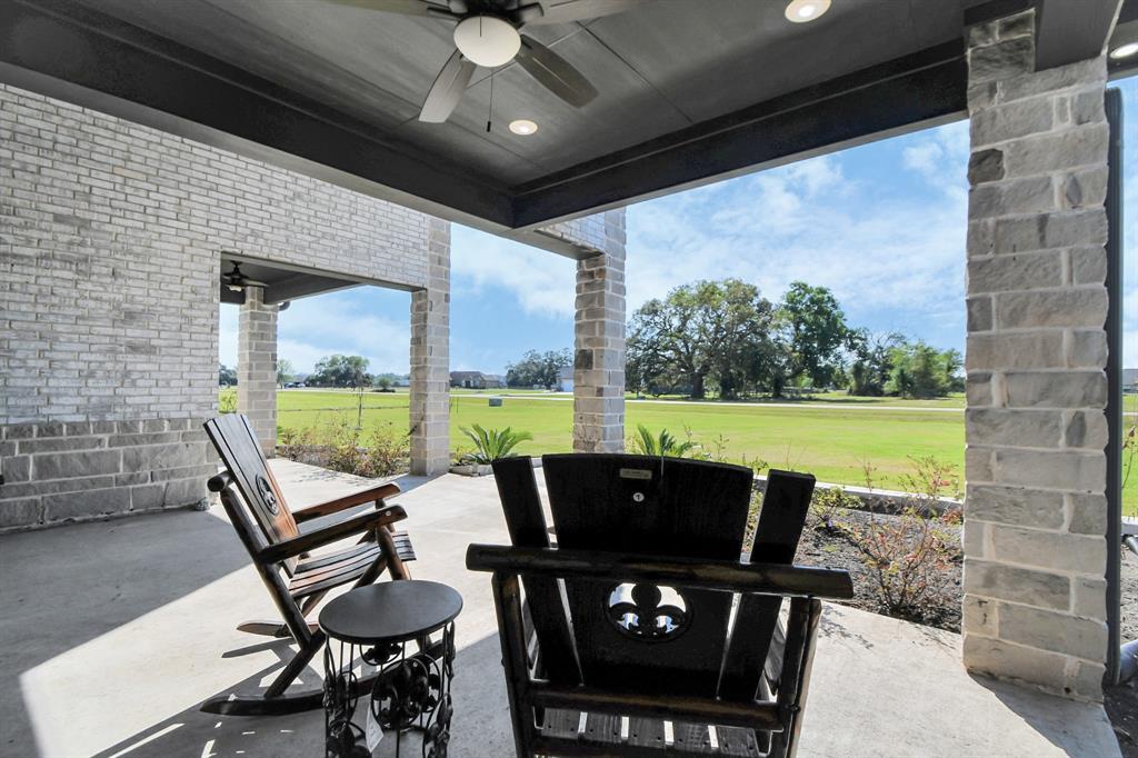 17739 Shiloh Ridge Drive, Rosharon, Texas image 4