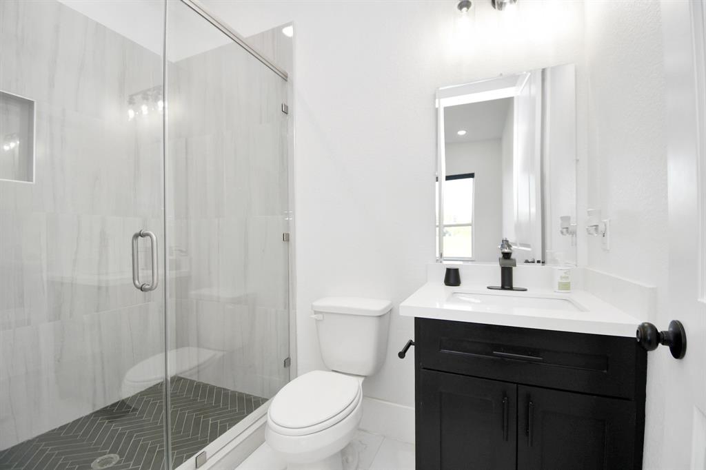 17739 Shiloh Ridge Drive, Rosharon, Texas image 33