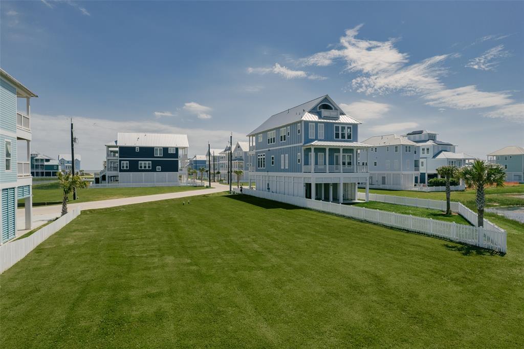 11378 Starfish Drive, Galveston, Texas image 1