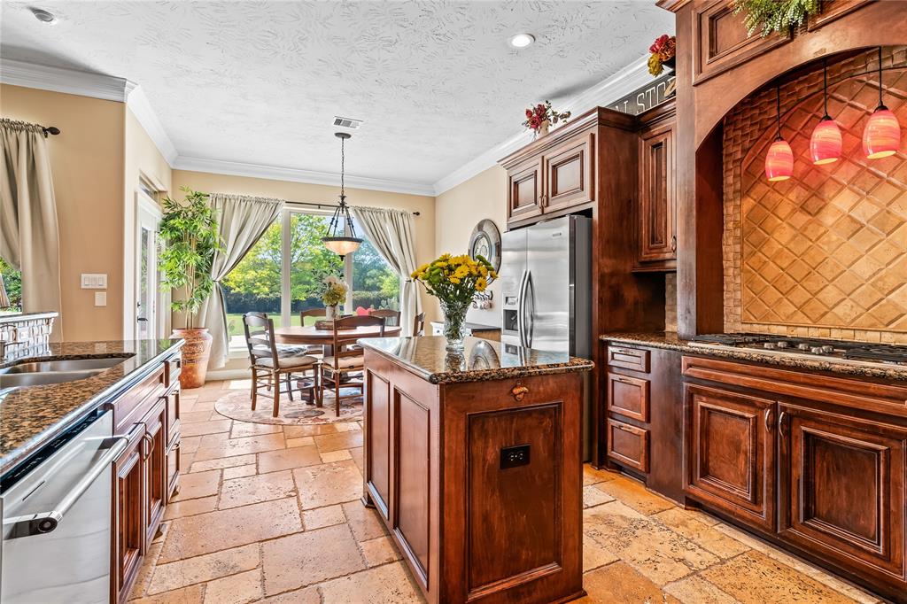 2509 Creektrail Lane Ln, Richmond, Texas image 10