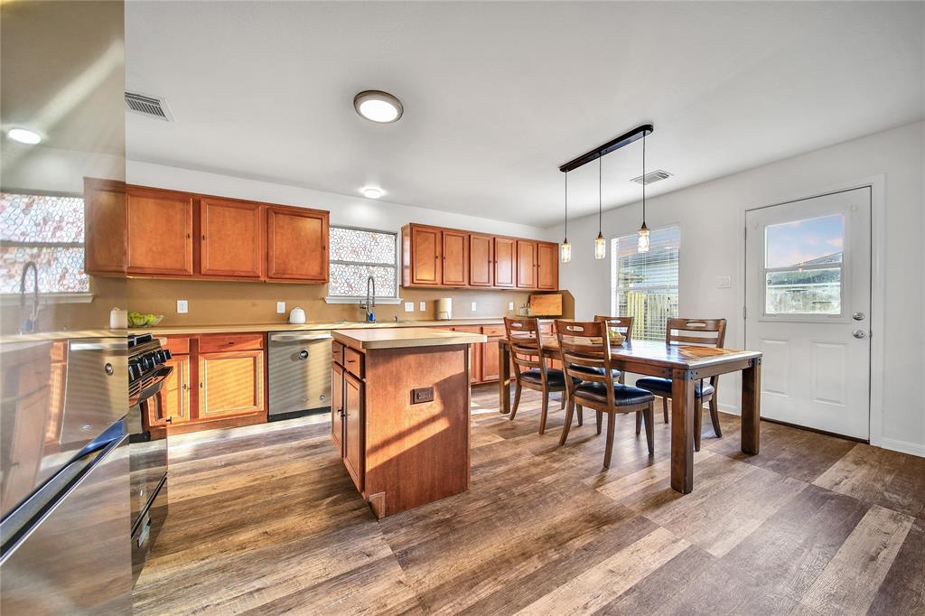29527 Legends Stone Drive, Spring, Texas image 3