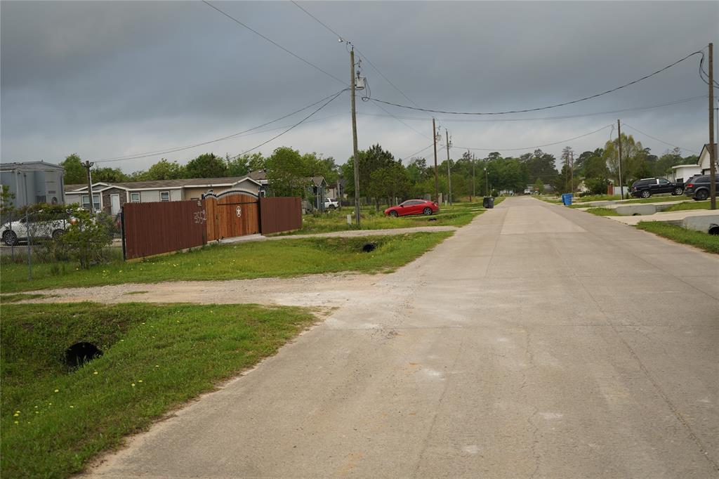 125 County Road 3552 Road, Cleveland, Texas image 4
