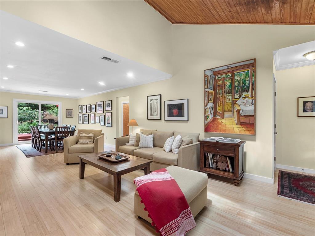 3718 Grennoch Lane