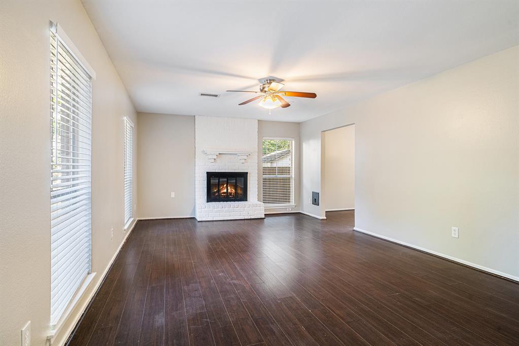 11 Fiddleleaf Court
