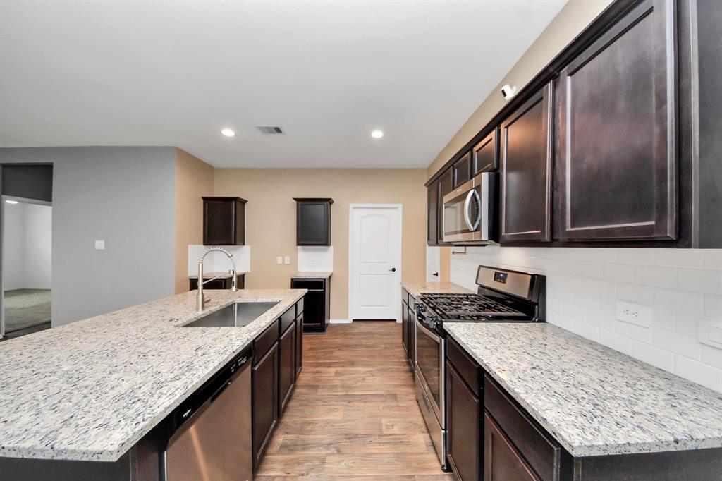 22619 Goose Pasture Lane, Spring, Texas image 7