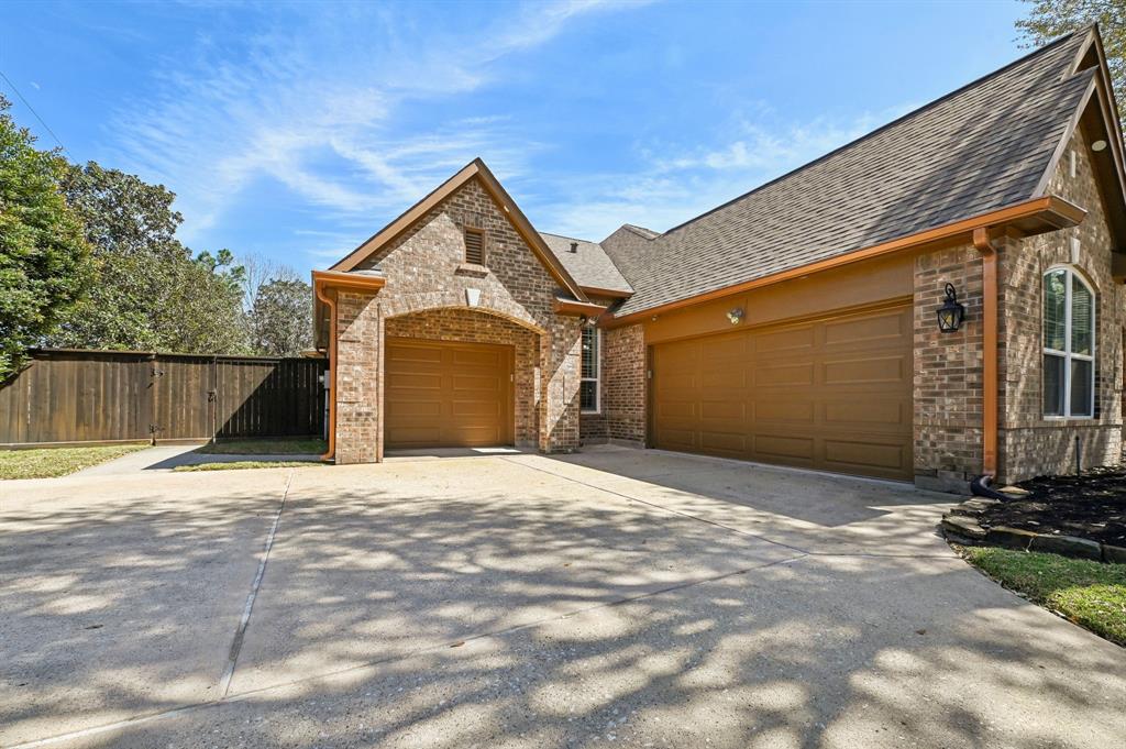 14714 Bainbrook Lane, Humble, Texas image 37